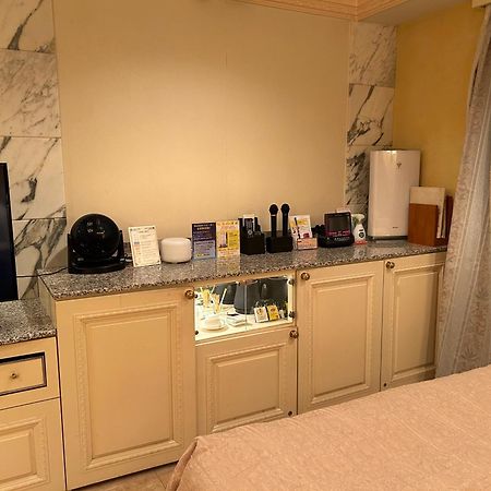 Hotel Grand Garden (Adults Only) Йокогама Экстерьер фото